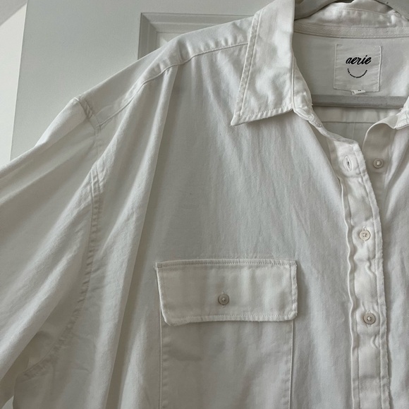 NWT Aerie White Casual Button Down Shirt - Picture 2 of 4